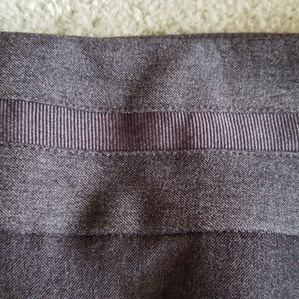 EUC Anne Klein Sz 8 dark gray pleated skirt - Picture 2 of 8